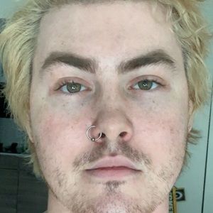 Meet your Posher, Greyson